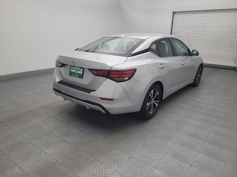 Used 2022 Nissan Sentra SV FWD image 9