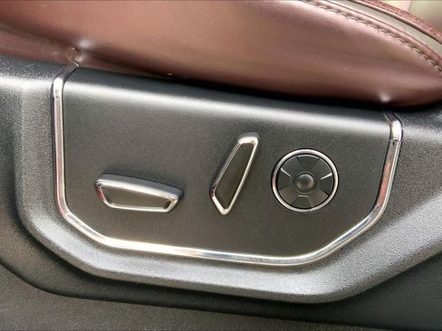 Used 2017 Ford F250 Platinum w/ Platinum Ultimate Package image 34