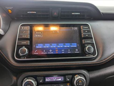 Used 2019 Nissan Kicks SR w/ SR Premium Package image 27