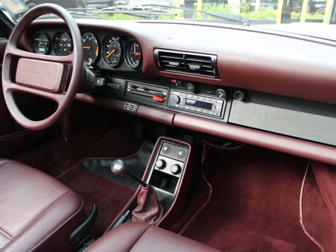 Used 1987 Porsche 911 Carrera image 16