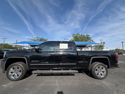 Used 2018 GMC Sierra 1500 SLT AWD/4WD image 2