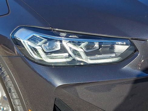 Used 2023 BMW X3 xDrive30i w/ Premium Package image 9