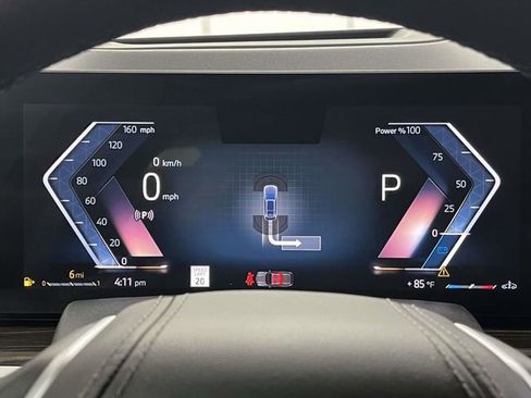 Used 2025 BMW X7 xDrive40i w/ Premium Package AWD/4WD image 48