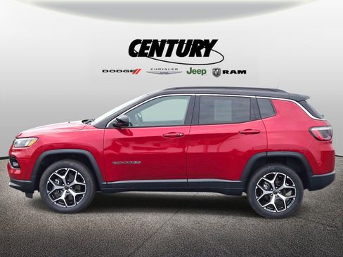 Used 2025 Jeep Compass Limited AWD/4WD image 7