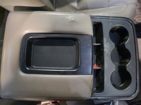 Used 2014 Chevrolet Silverado 1500 LTZ Z71 image 17