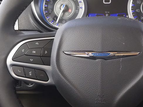 Used 2023 Chrysler 300 Touring w/ Sport Appearance Package RWD image 29
