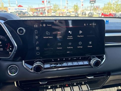 New 2026 GMC Canyon Elevation w/ Convenience Package image 14