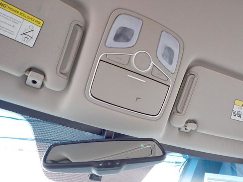 Used 2015 Kia Sorento LX image 51