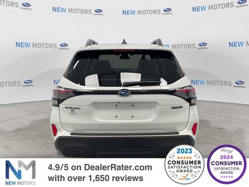 New 2025 Subaru Forester Premium image 4