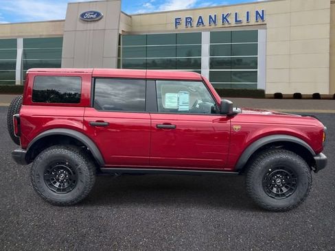 New 2026 Ford Bronco Badlands AWD/4WD image 8