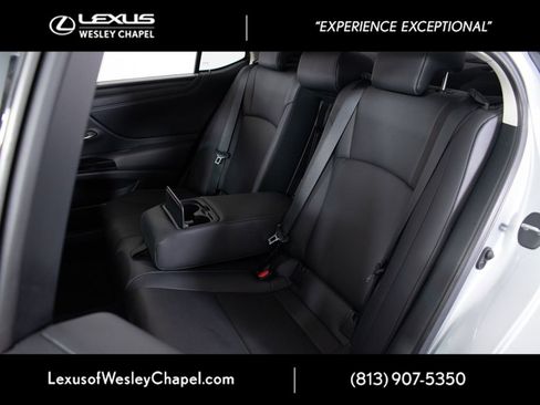 Used 2023 Lexus ES 350 w/ Premium Package FWD image 25