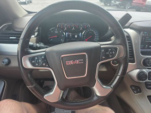 Used 2018 GMC Yukon XL SLT RWD image 15