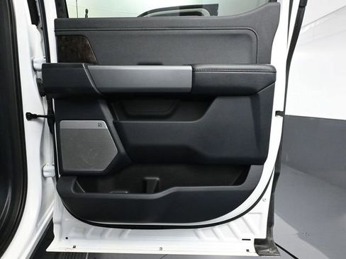 Used 2023 Ford F250 Lariat w/ Lariat Ultimate Package AWD/4WD image 45