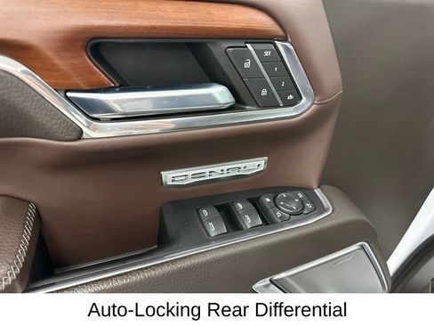 Used 2022 GMC Sierra 1500 Denali w/ Denali Reserve Package AWD/4WD image 39