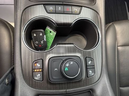 Certified 2023 GMC Acadia SLT w/ Elevation Edition image 29