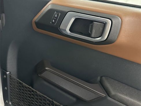 Used 2024 Ford Bronco Outer Banks image 35