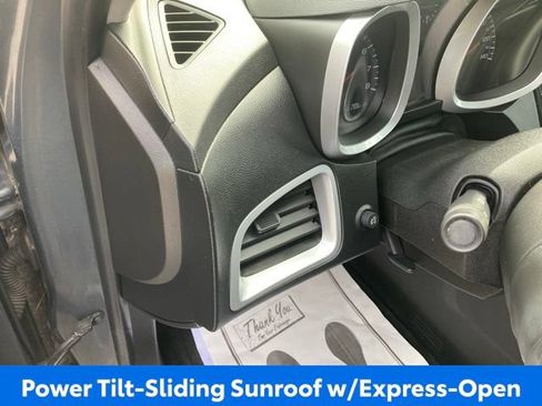 Used 2012 Chevrolet Equinox LT w/ All-Star Package FWD image 22