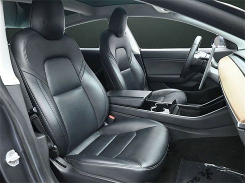 Used 2019 Tesla Model 3 Long Range image 22