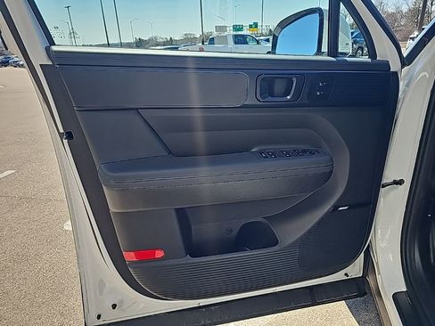 Certified 2026 Hyundai Santa Fe Calligraphy image 11