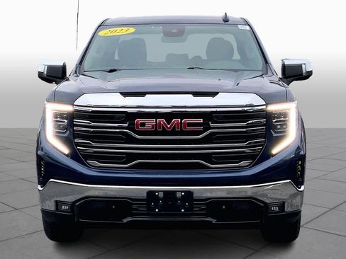 Used 2023 GMC Sierra 1500 SLT w/ SLT Convenience Package image 3