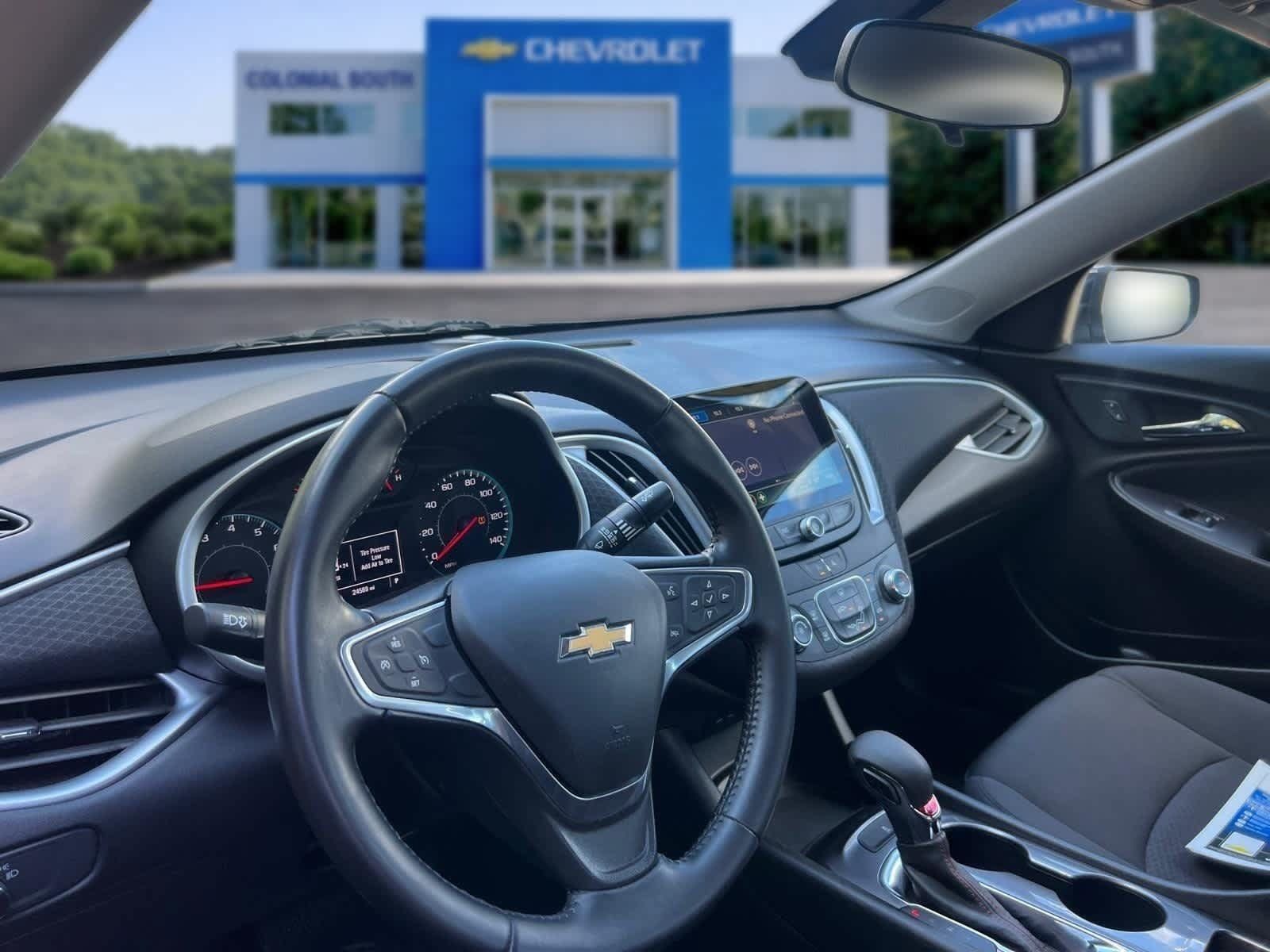 Used 2022 Chevrolet Malibu RS FWD image 14