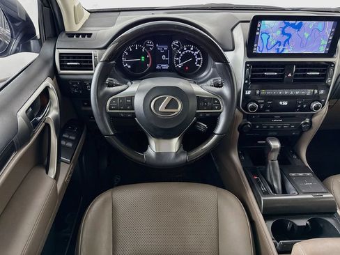 Certified 2022 Lexus GX 460 Luxury w/ Off Road Package AWD/4WD image 23