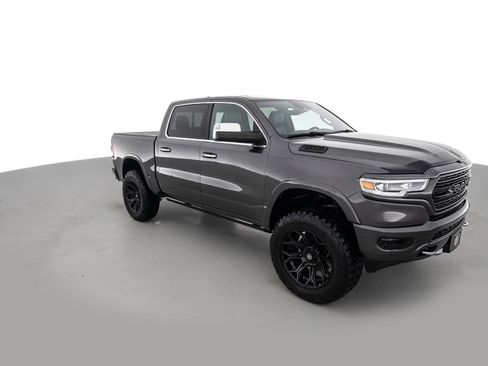 Used 2019 RAM 1500 Limited AWD/4WD image 3