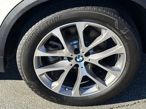 Used 2019 BMW X5 xDrive40i w/ Premium Package 2 image 6