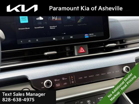 New 2026 Kia Carnival EX FWD image 11