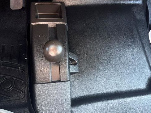 Used 2018 Chevrolet Silverado 1500 W/T w/ Trailering Package AWD/4WD image 11