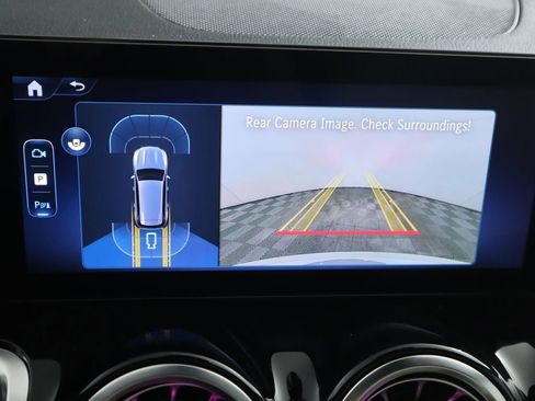 New 2026 Mercedes-Benz GLB 250 image 16