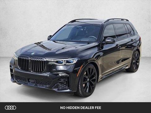 Used 2022 BMW X7 M50i AWD/4WD image 1