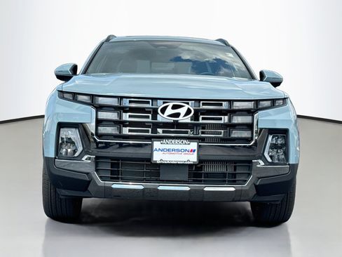 Used 2025 Hyundai Santa Cruz Limited AWD/4WD image 2