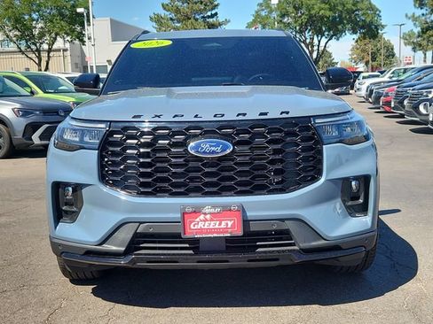 Used 2026 Ford Explorer ST-Line w/ ST-Line Street Pack AWD/4WD image 5