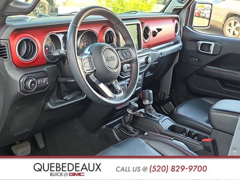 Used 2018 Jeep Wrangler Unlimited Rubicon AWD/4WD image 10