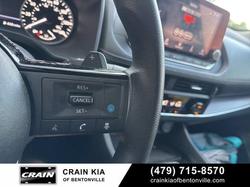 Used 2023 Nissan Rogue SV AWD/4WD image 19