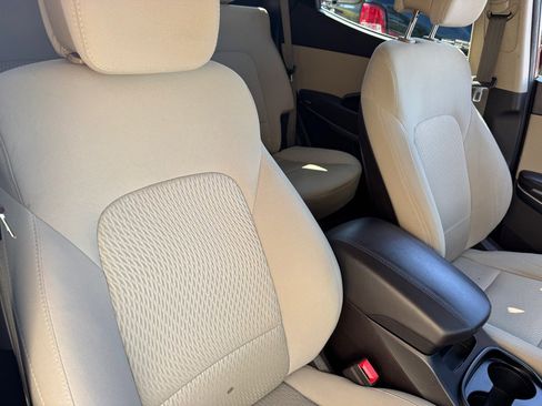Used 2015 Hyundai Santa Fe Sport image 8