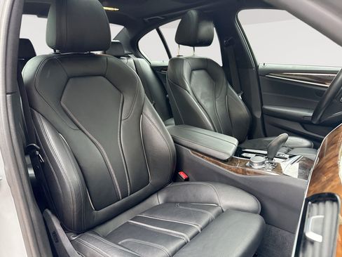 Used 2018 BMW 530i xDrive AWD/4WD image 28