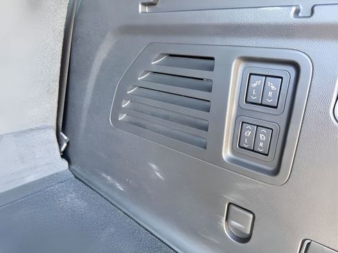 Used 2025 Chevrolet Traverse RS w/ LPO, Floor Liner Package AWD/4WD image 37