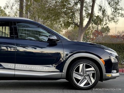 Used 2022 Hyundai Nexo Limited image 9