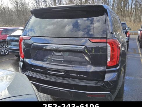 Used 2023 GMC Yukon XL Denali Ultimate image 4