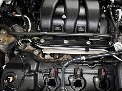 Used 2015 Ford Taurus Limited image 37