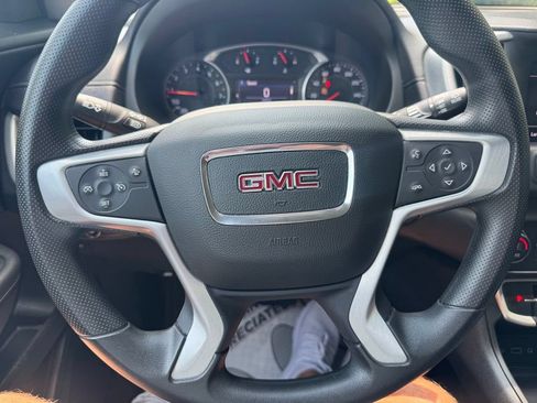 Certified 2022 GMC Terrain SLE w/ Driver Convenience Package FWD image 19