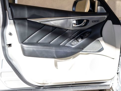 Used 2017 INFINITI Q50 3.0t Premium w/ 3.0T Premium Plus Package image 15