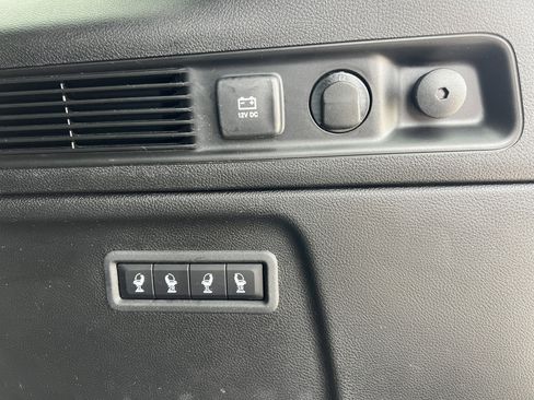 Used 2023 Jeep Wagoneer L 4WD w/ Rear Seat Video Group 1 image 40