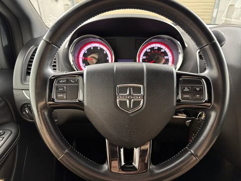 Used 2015 Dodge Grand Caravan SE image 13