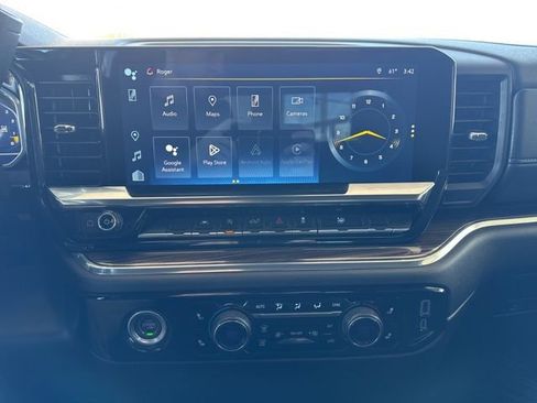 Used 2024 Chevrolet Silverado 1500 LT AWD/4WD image 17
