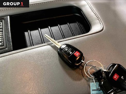 Certified 2019 Toyota Tundra Limited image 14