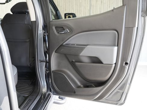 Used 2016 Chevrolet Colorado Z71 image 35