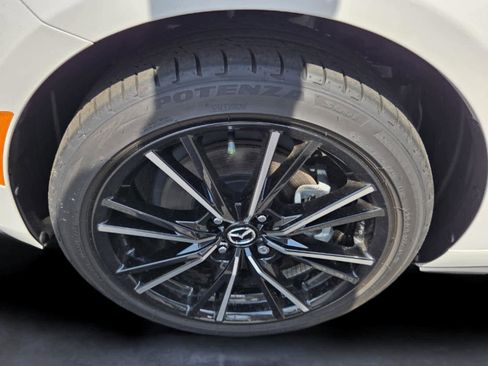 New 2025 MAZDA MX-5 Miata Grand Touring RWD image 18